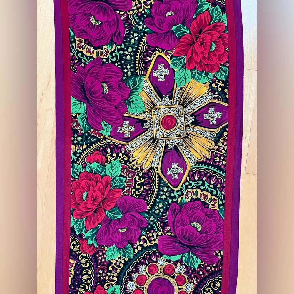 🌺Vibrant Sheer Silk Pink Floral Scarf by Oscar de la Renta | 51”x10.5” - Picture 12 of 17